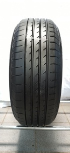 18 23560 Yokohama Advan Sport 10-15% 1-min