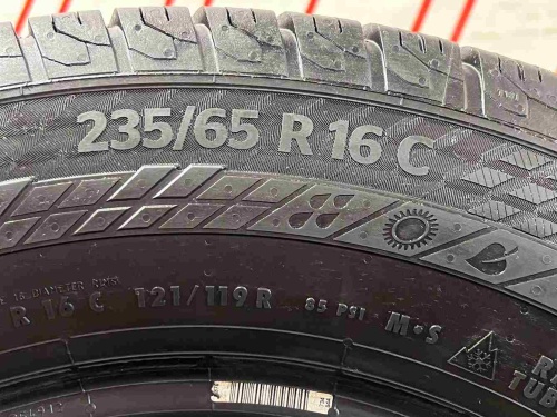 Шины Continental VanContact 4Season 235/65 R16C -- б/у 5