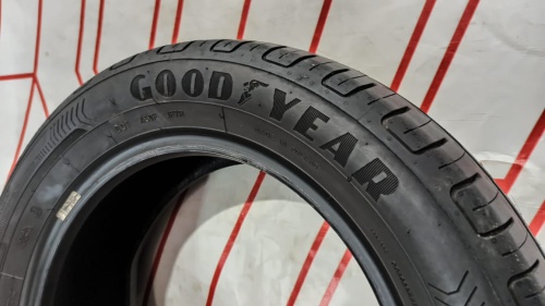 Шины Goodyear EfficientGrip Performance 205/55 R16 -- б/у 6