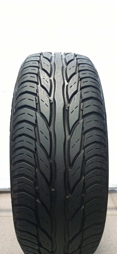 Шины Uniroyal Rain Expert 195/60 R15 -- б/у 6