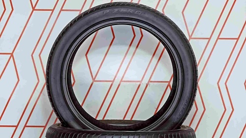 Шины Pirelli P Zero 235/45 R20 -- б/у 5