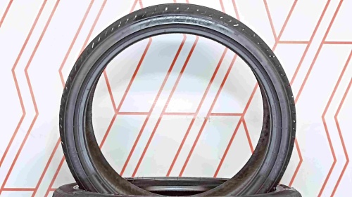 Шины Pirelli P Zero 235/35 R20 -- б/у 3.5