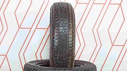 Шины Kumho I'Zen Stud Snow KW11 185/65 R14 -- б/у 3.5