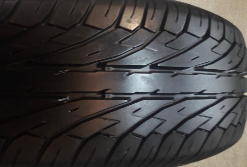 Шины Dunlop SP Sport 300 205/60 R16 -- б/у 3.5